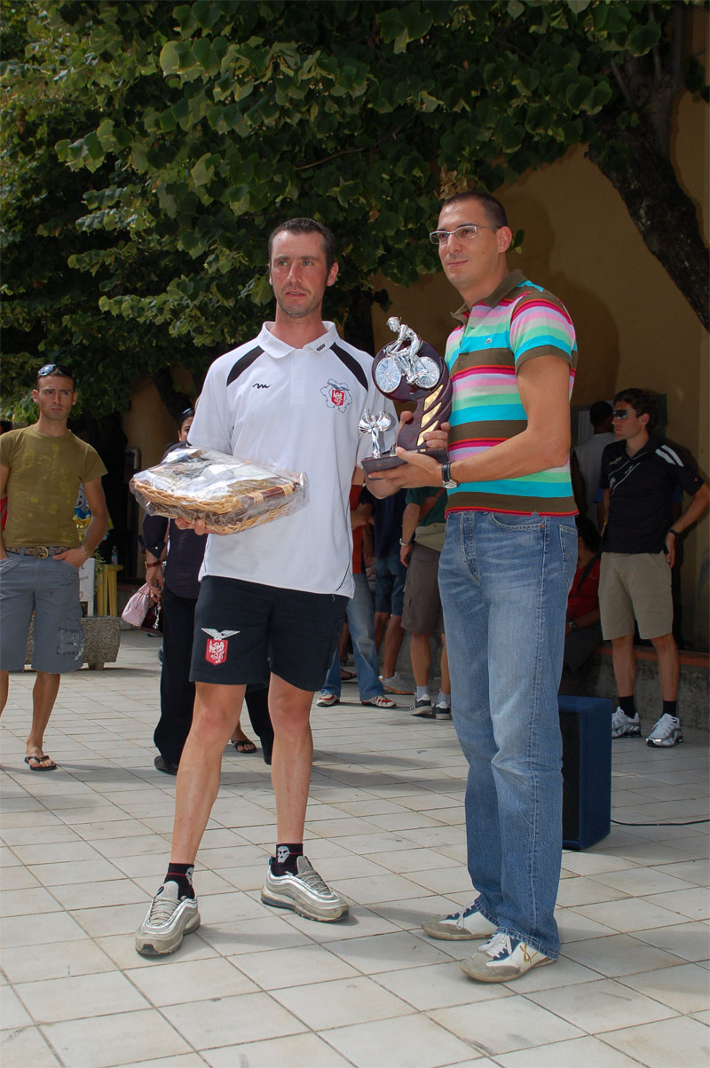 gal/2007/18 - Fondo Valdarbia - Pranzo e premiazioni/DSC_1662-01.jpg